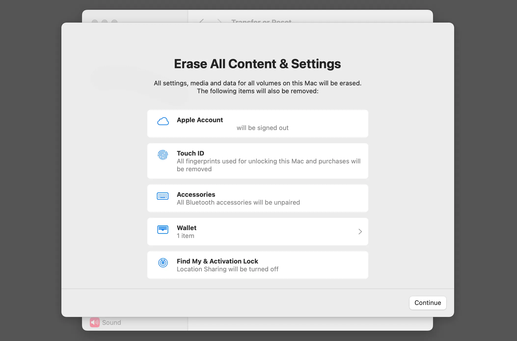 Giao diện Trợ lý Xóa (Erase Assistant) trong macOS, hiển thị các bước chuẩn bị máy để bán