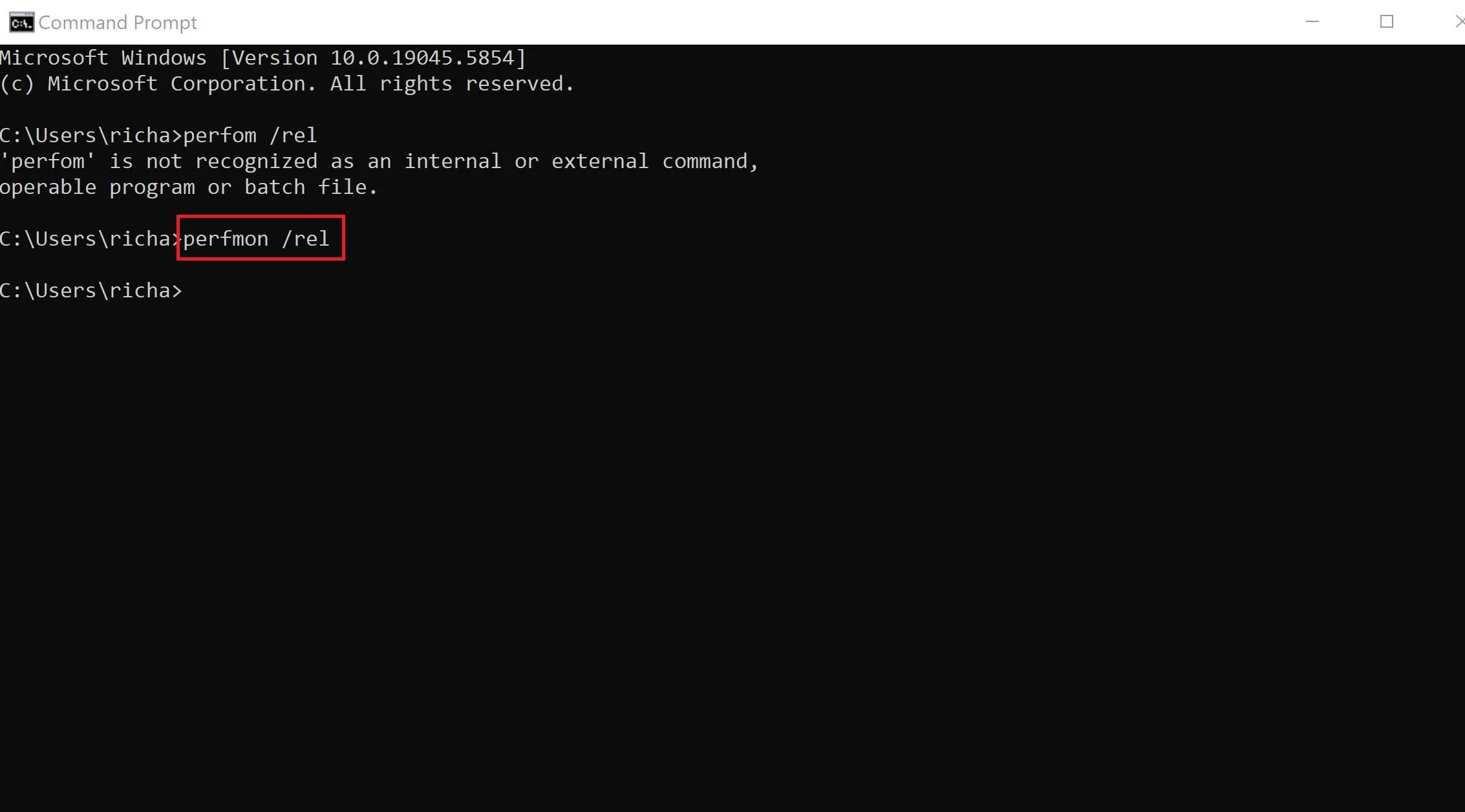 Sử dụng lệnh 'perfmon /rel' trong Command Prompt để mở Reliability Monitor.