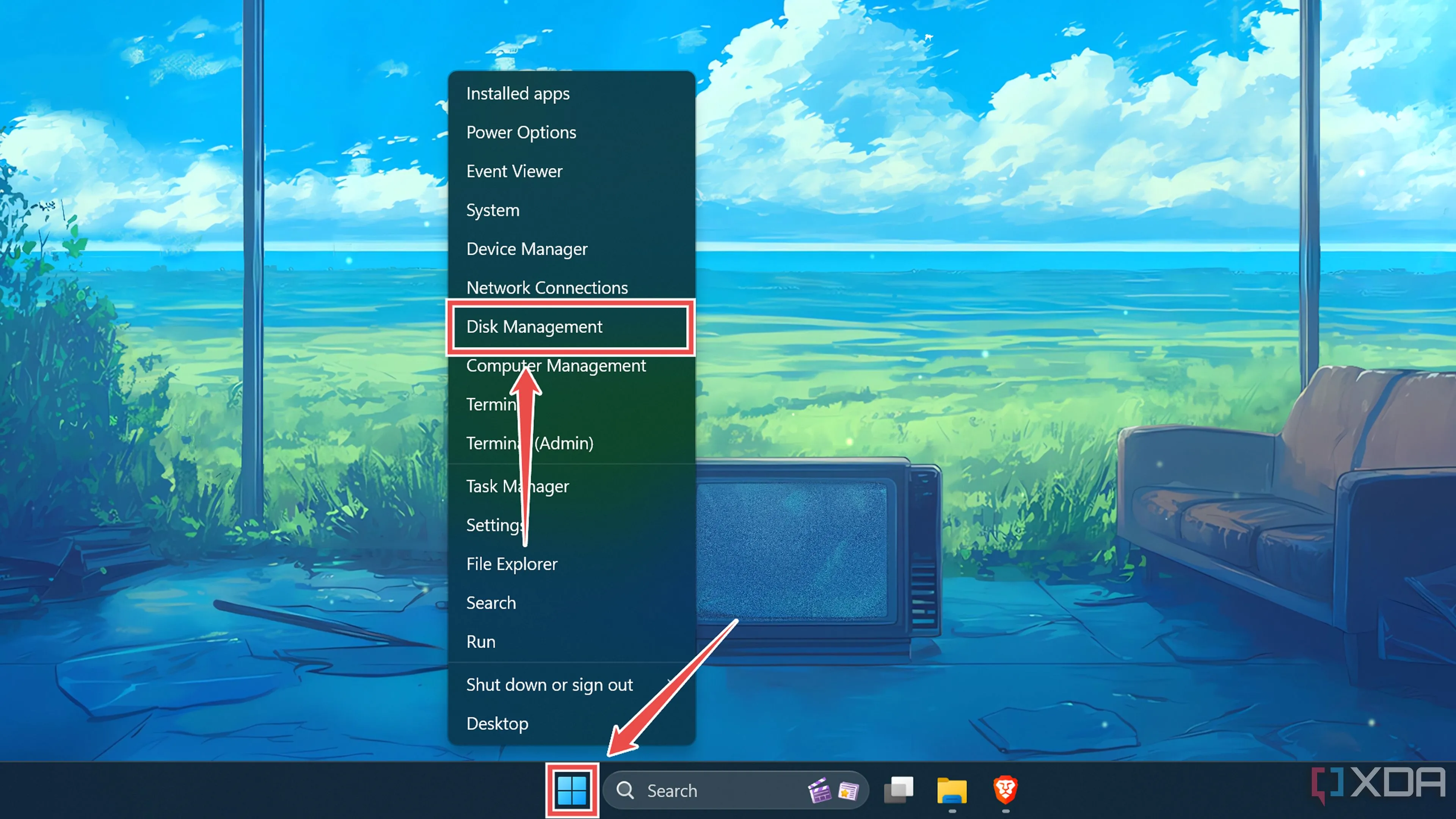 Chọn tùy chọn Quản lý Đĩa (Disk Management) từ menu chuột phải nút Start trên Windows.