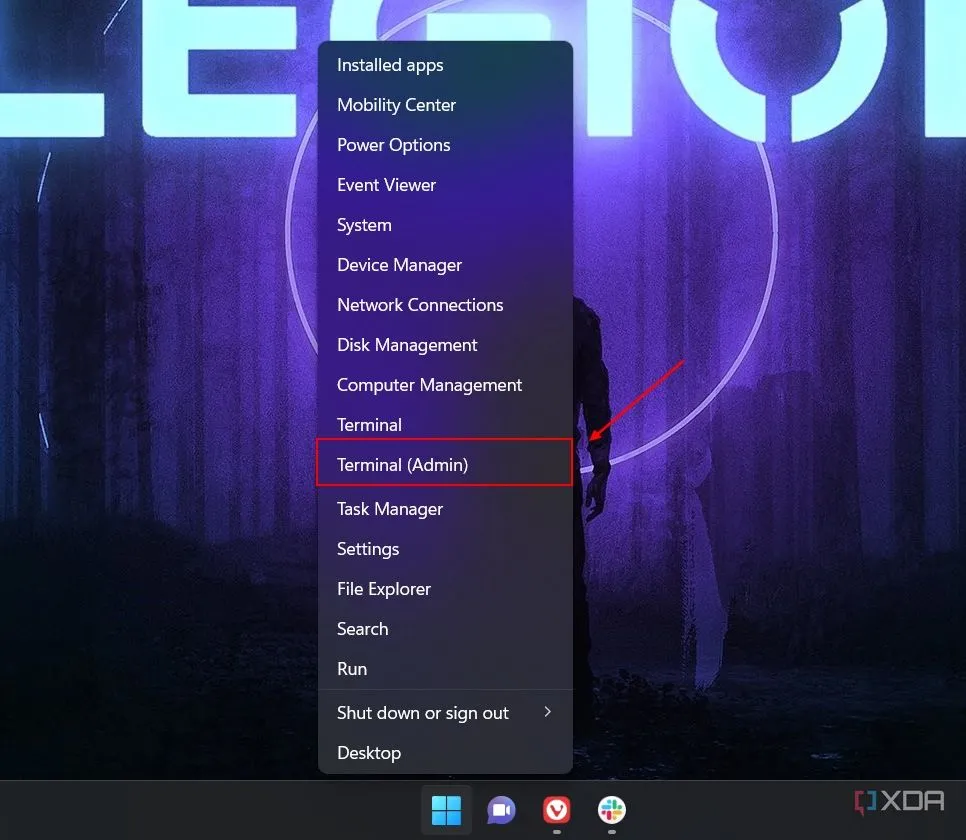 Mở Windows Terminal (Admin) từ menu chuột phải của biểu tượng Start trong Windows 11