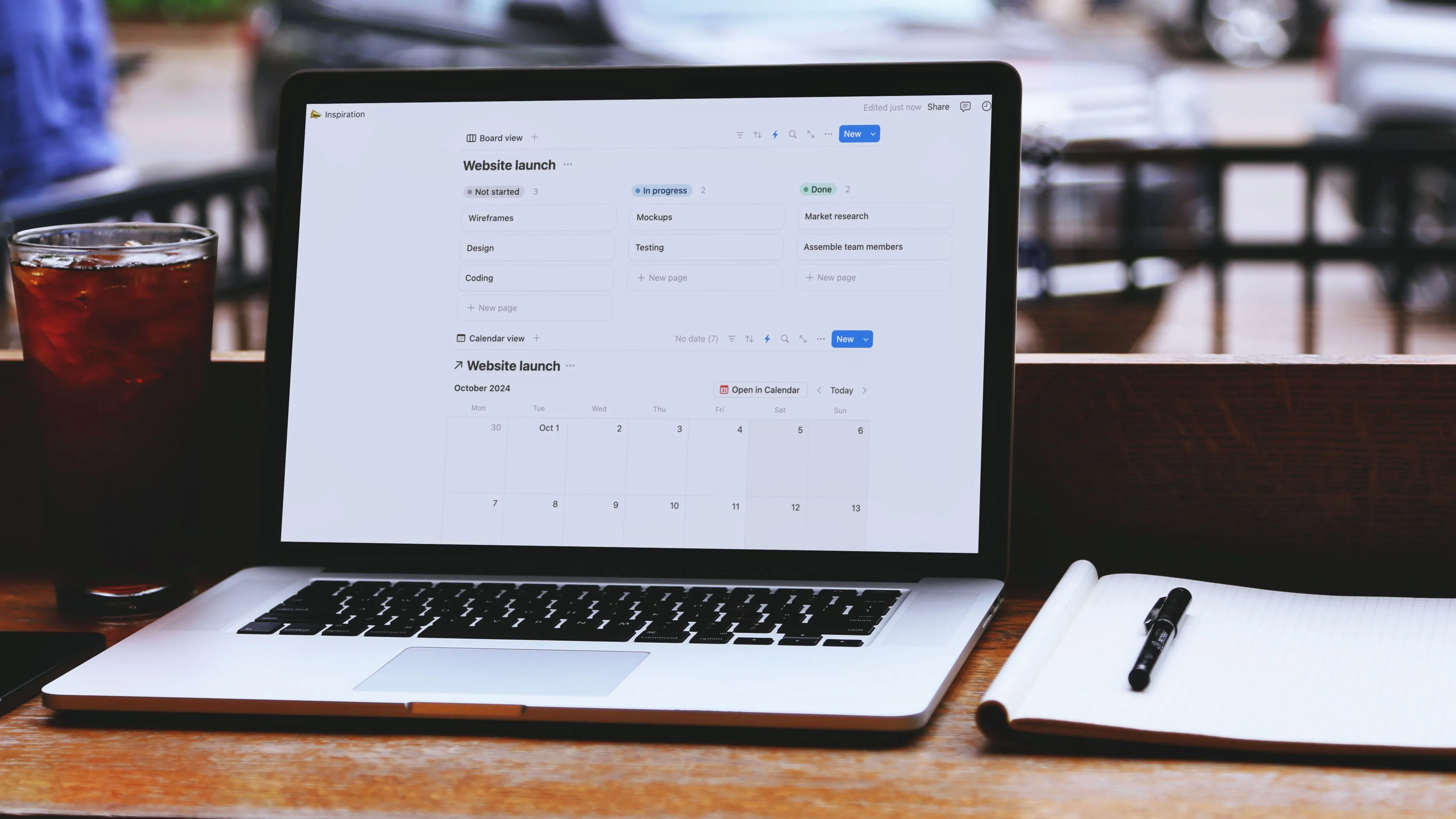 Notion được sử dụng như một công cụ quản lý dự án với các nhiệm vụ được sắp xếp