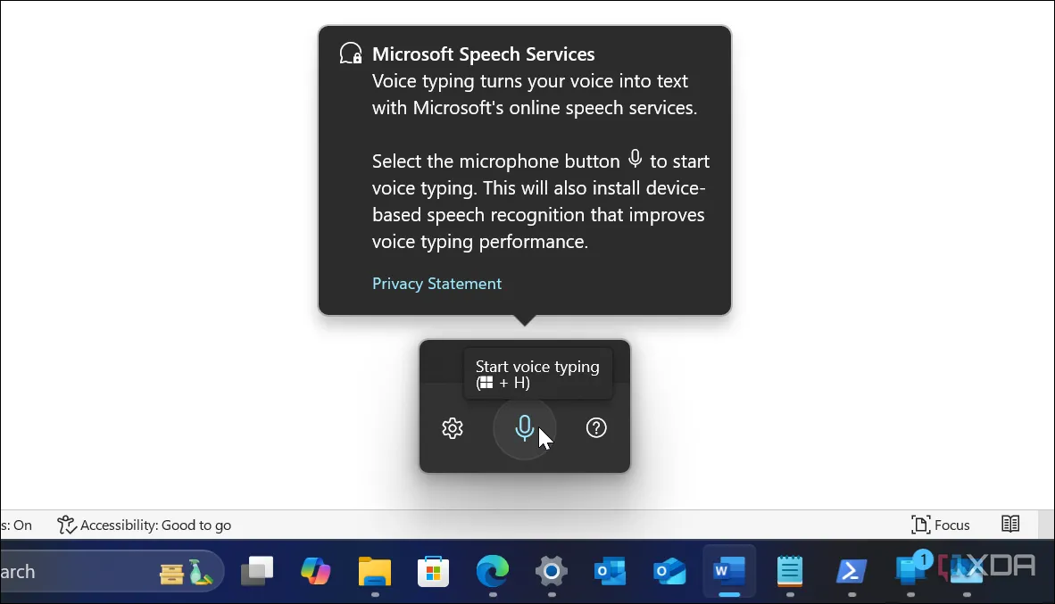 Sử dụng tính năng đọc chính tả bằng giọng nói trên Windows 11 để gõ văn bản rảnh tay.