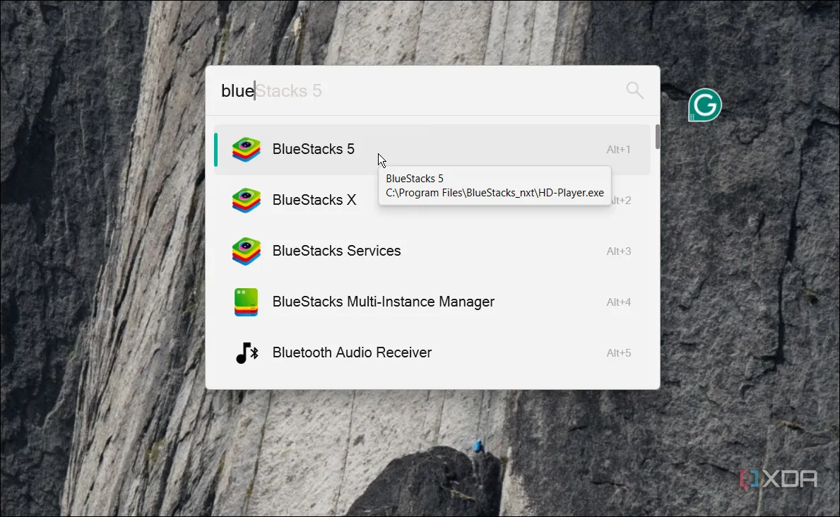 Ảnh chụp màn hình minh họa cách khởi chạy ứng dụng bằng Flow Launcher trên Windows