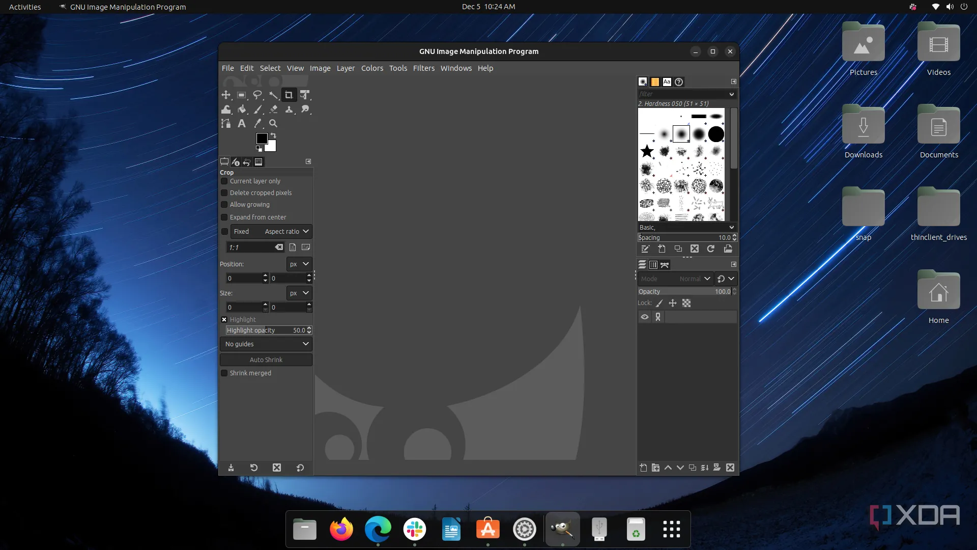 Ảnh chụp màn hình phần mềm GIMP đang chạy trên hệ điều hành Ubuntu Linux