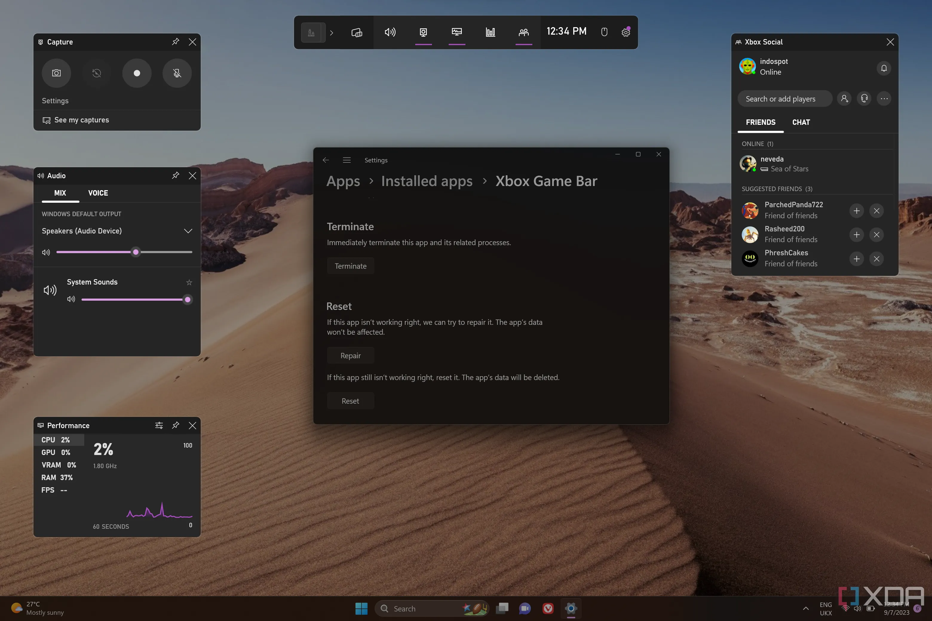Ảnh chụp màn hình Windows 11 với lớp phủ Xbox Game Bar hiển thị tùy chọn để tắt ứng dụng Xbox Game Bar