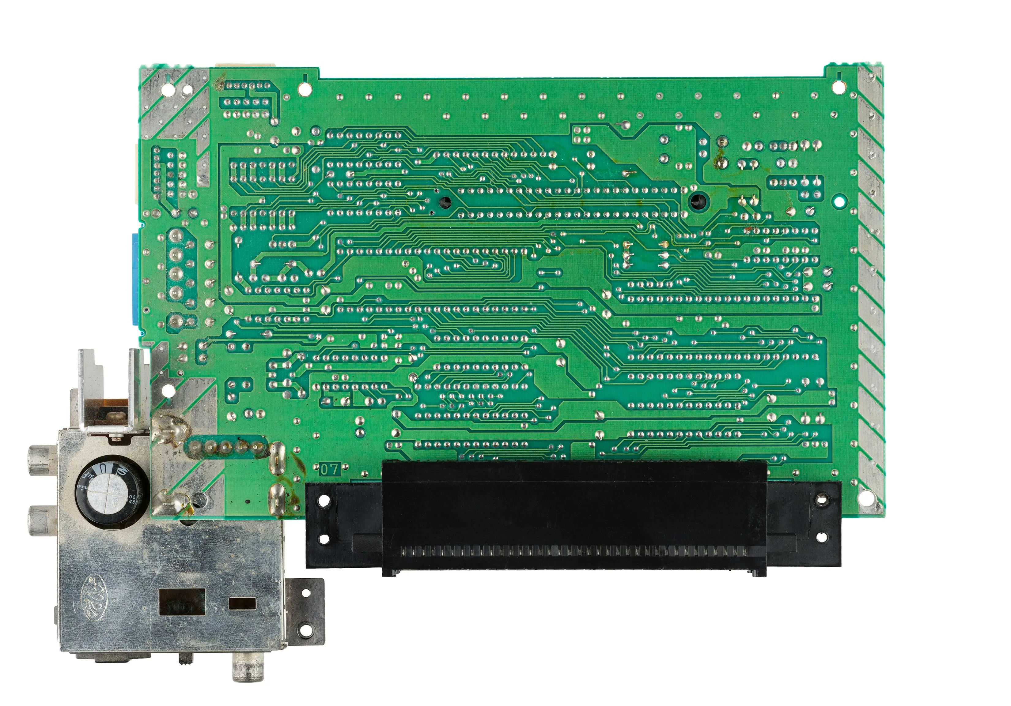 Bo mạch chủ Nintendo NES Mk1 mặt dưới