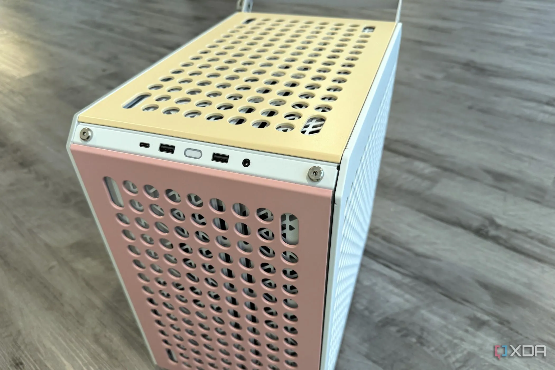 Image default