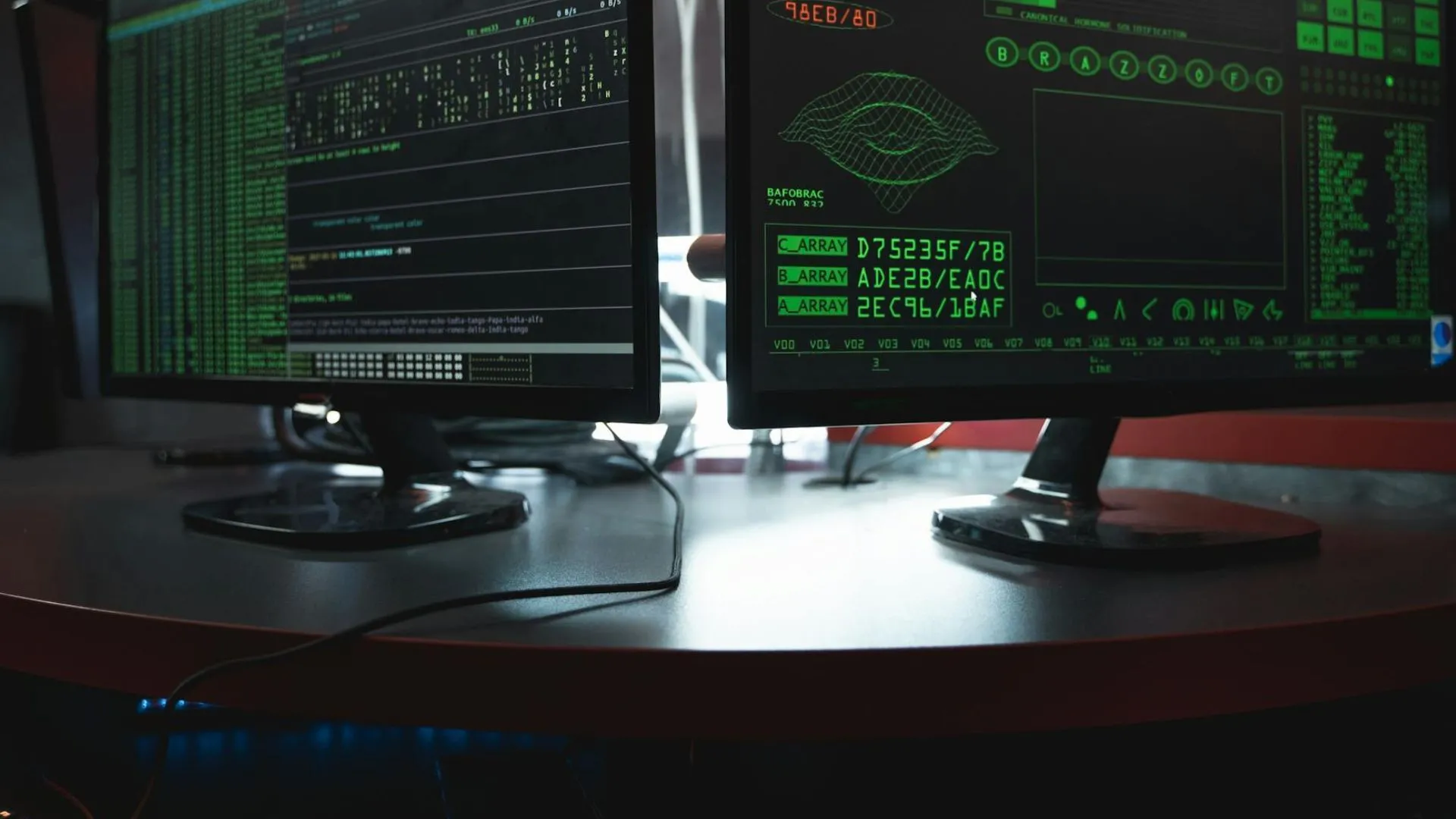 Cận cảnh giao diện lập trình với các đoạn mã, liên quan đến rootkit