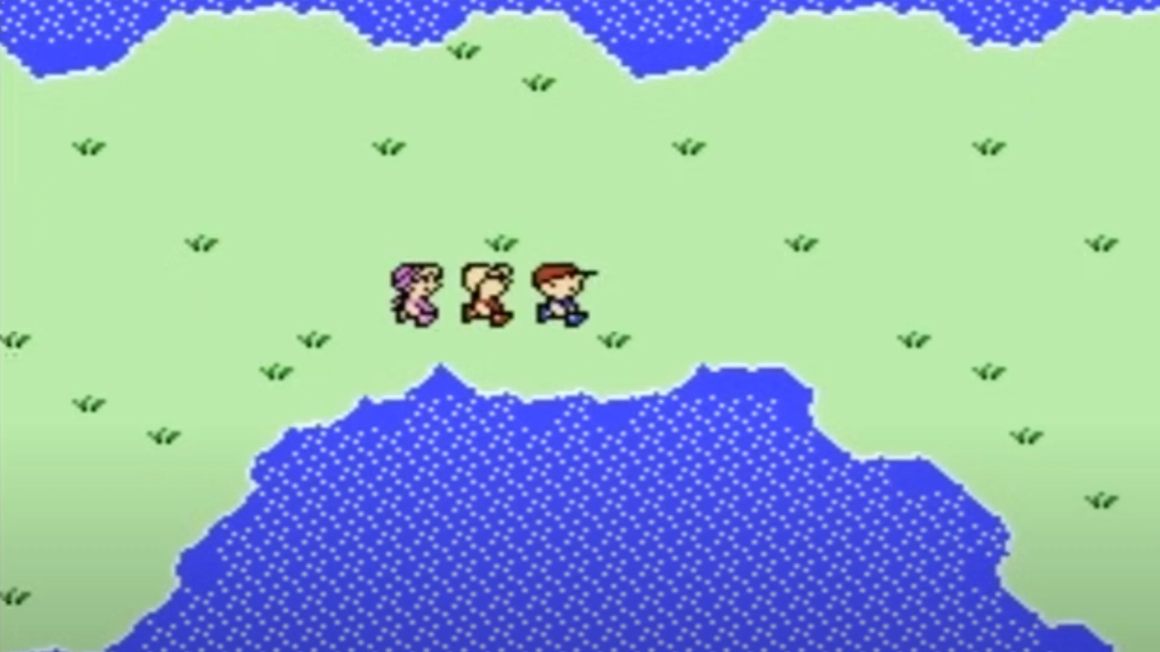 Cảnh ba nhân vật đang đi bộ trong game Earthbound Beginnings