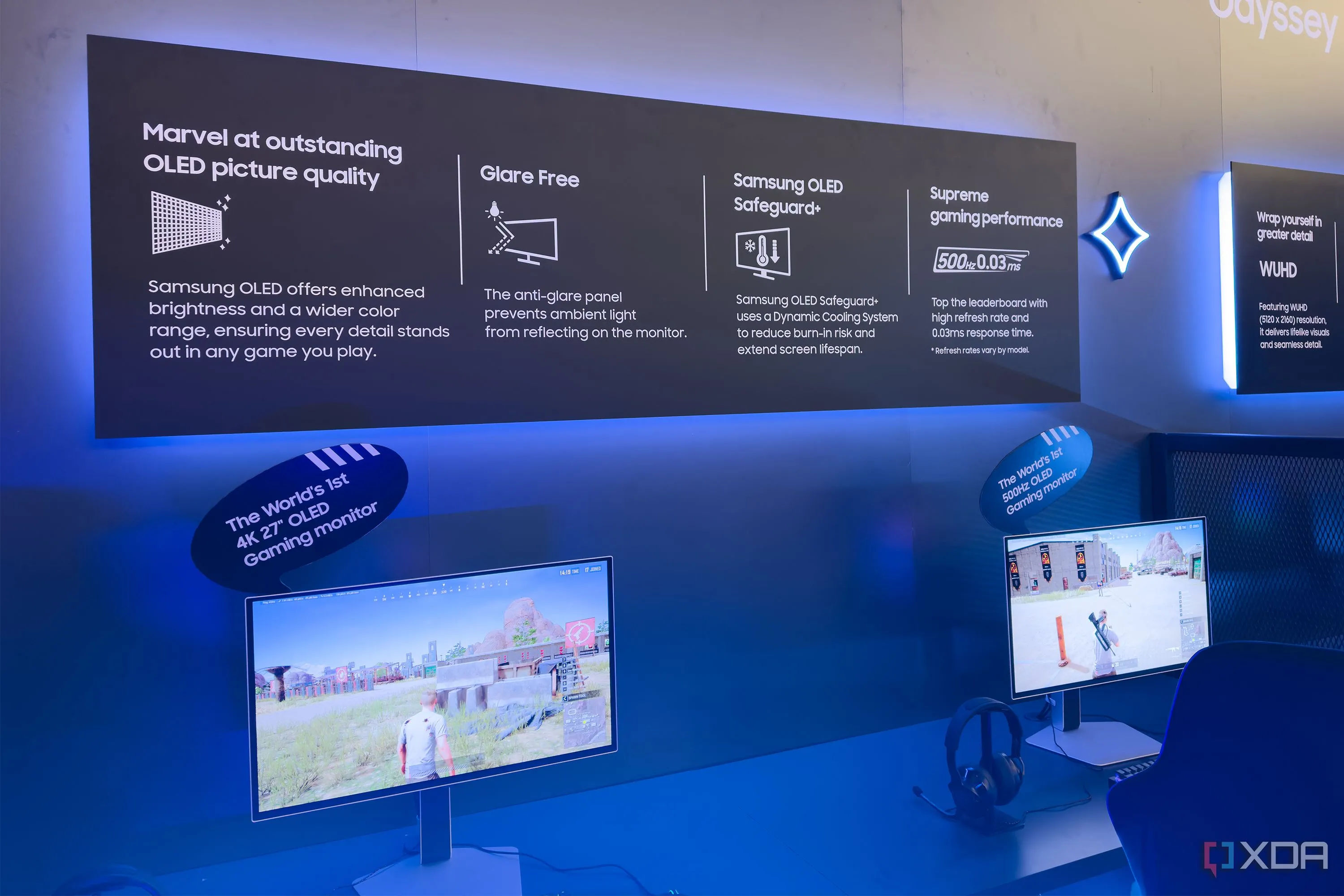 Gian trưng bày màn hình gaming Samsung tại CES 2025, giới thiệu các thông số kỹ thuật ấn tượng