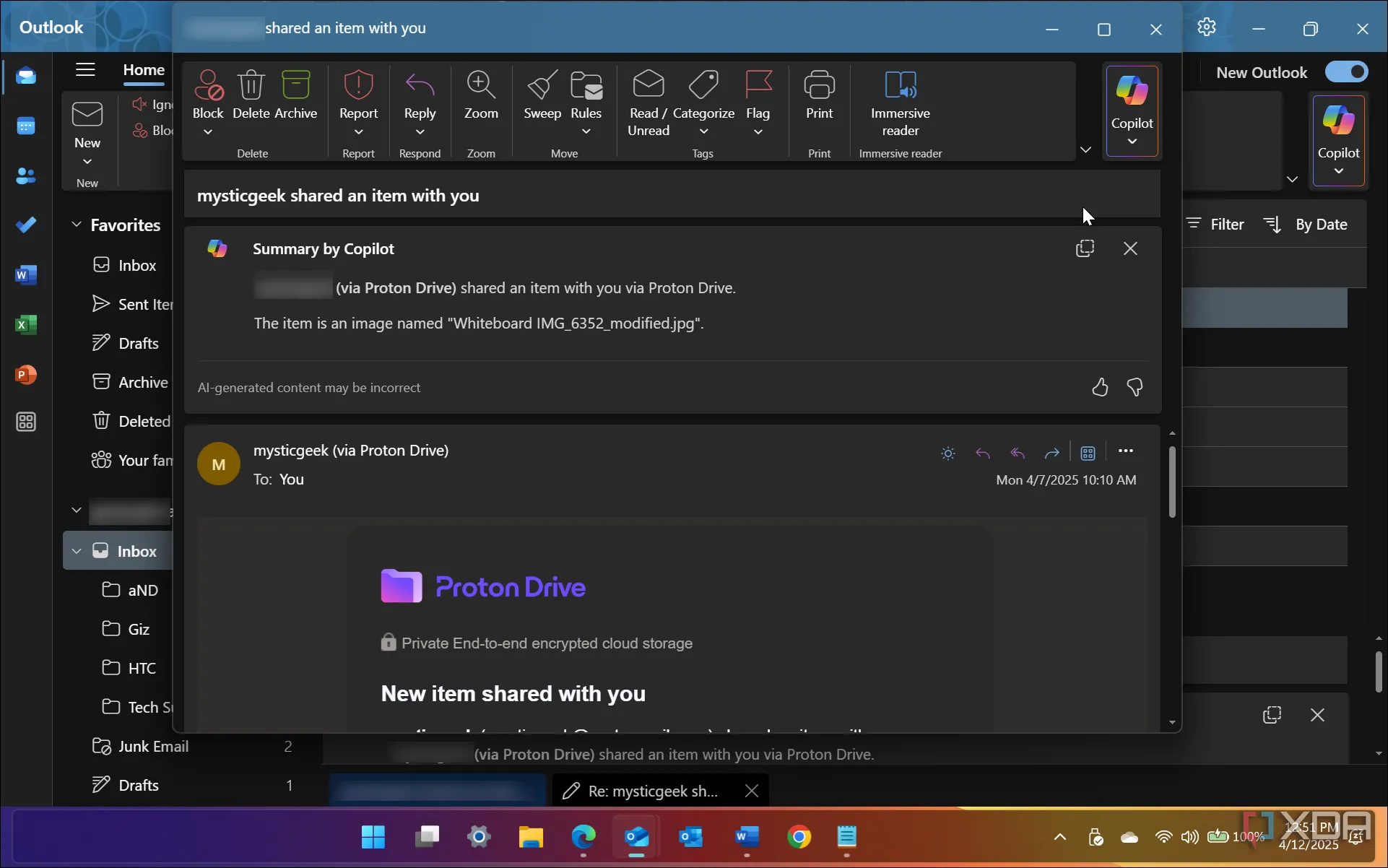 Giao diện ứng dụng Outlook hiển thị tính năng tóm tắt email của Copilot