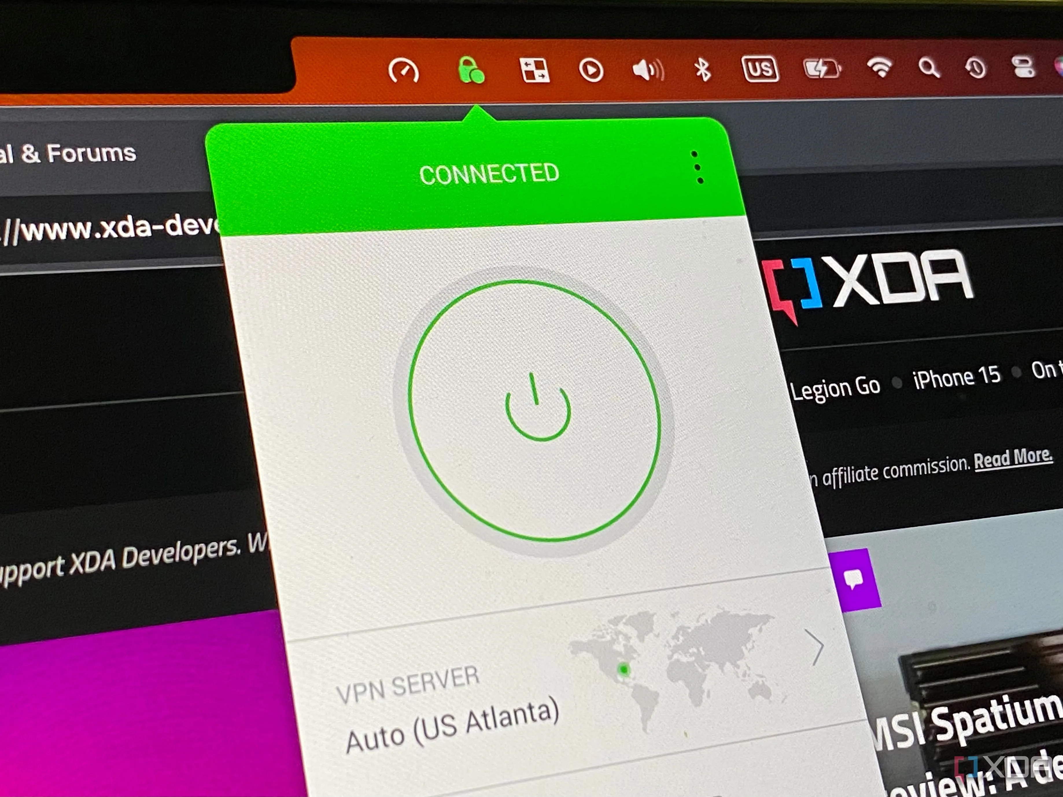 Giao diện ứng dụng VPN Private Internet Access đang kết nối trên hệ điều hành macOS