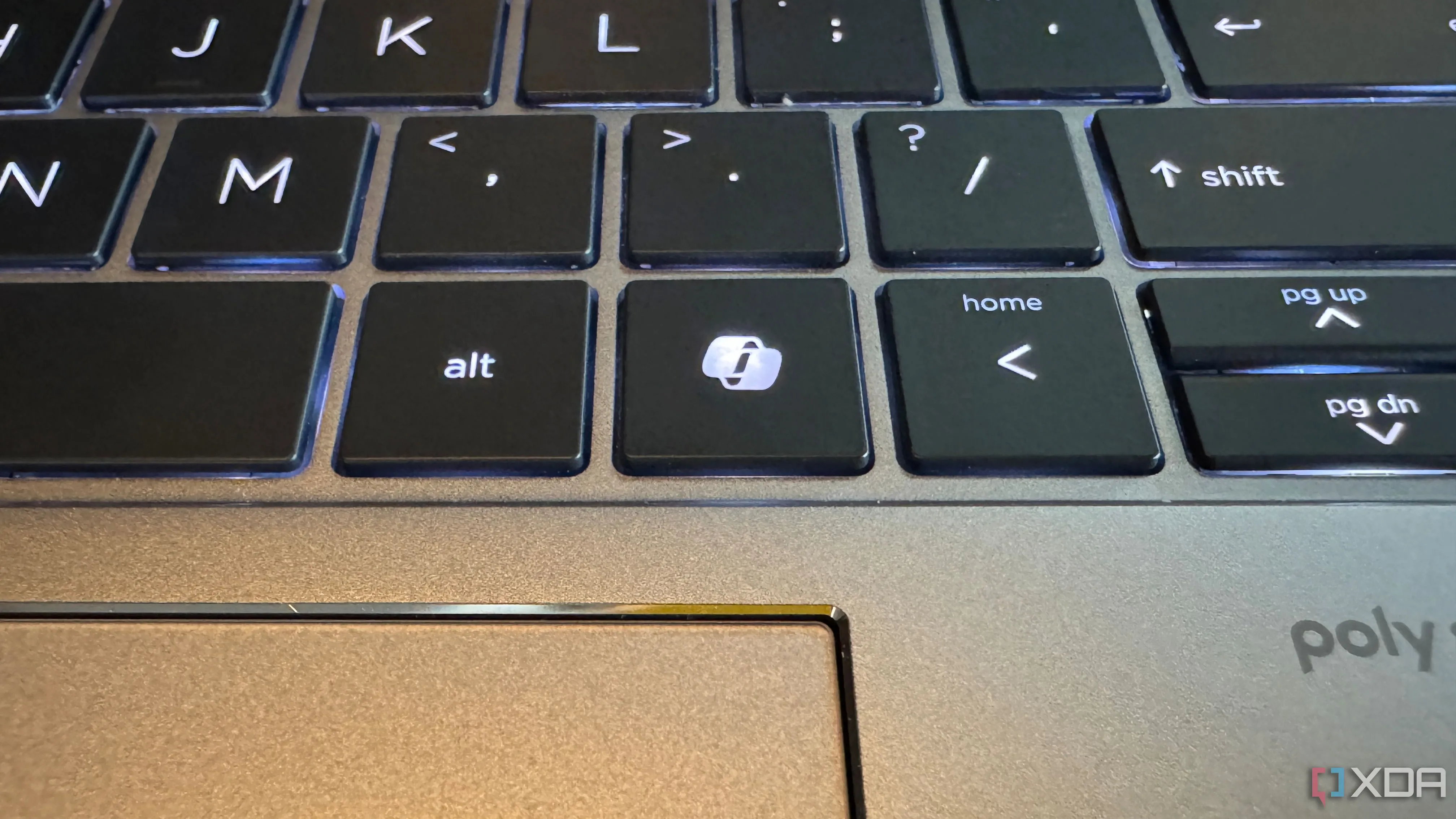 Hình ảnh minh họa phím Copilot trên bàn phím laptop HP ZBook Studio G11