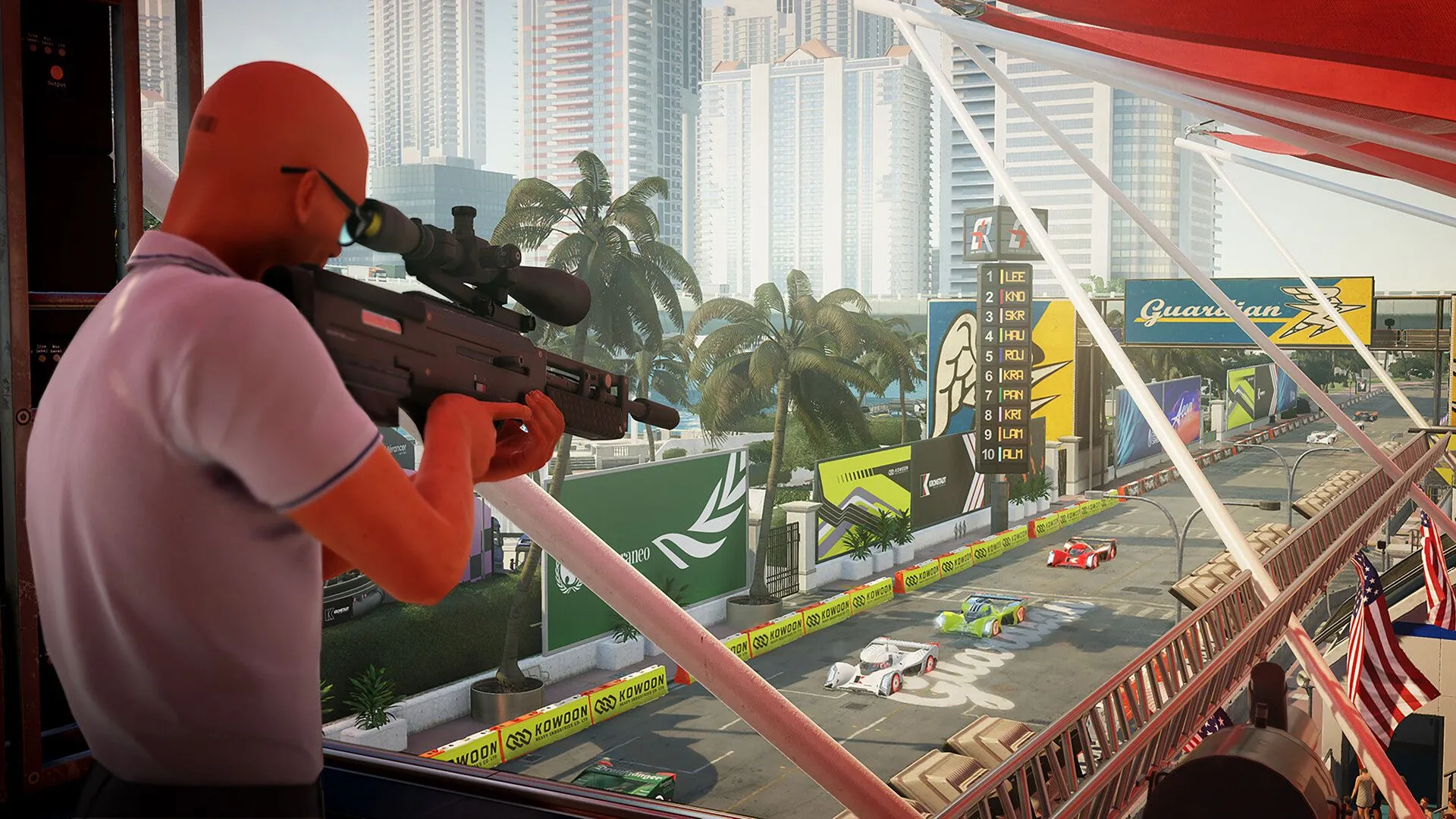 Hitman World of Assassination Agent 47 ngụy trang giữa đám đông trong một nhiệm vụ