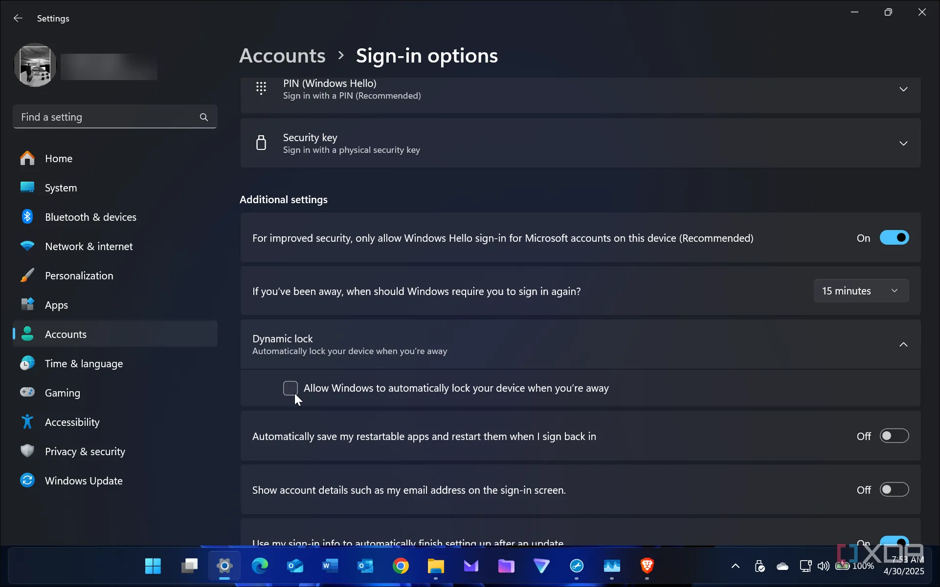Hướng dẫn bật tính năng Dynamic Lock trong cài đặt Windows 11 để khóa máy tự động