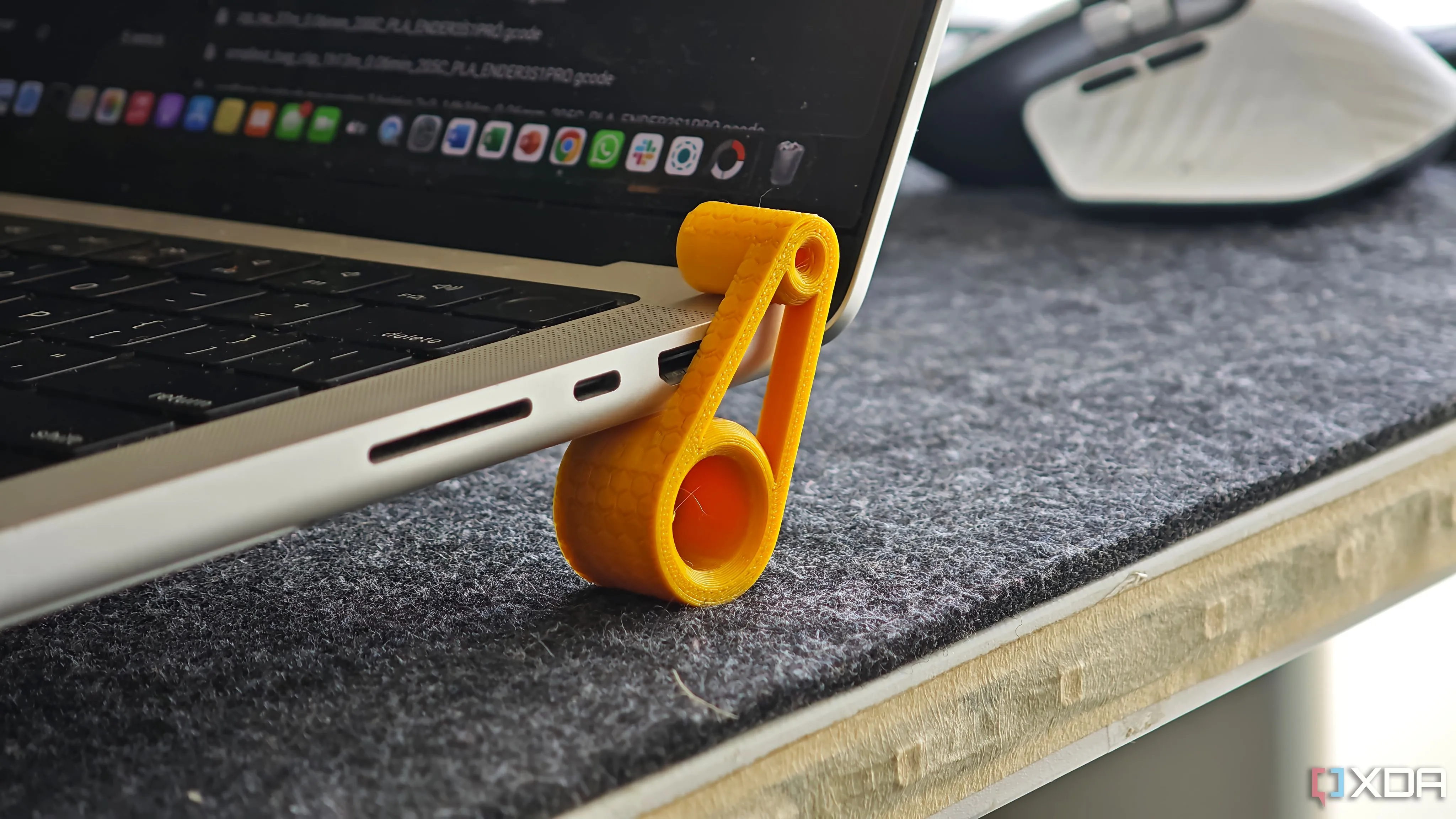 Kê tay công thái học in 3D cho laptop giảm đau cổ tay