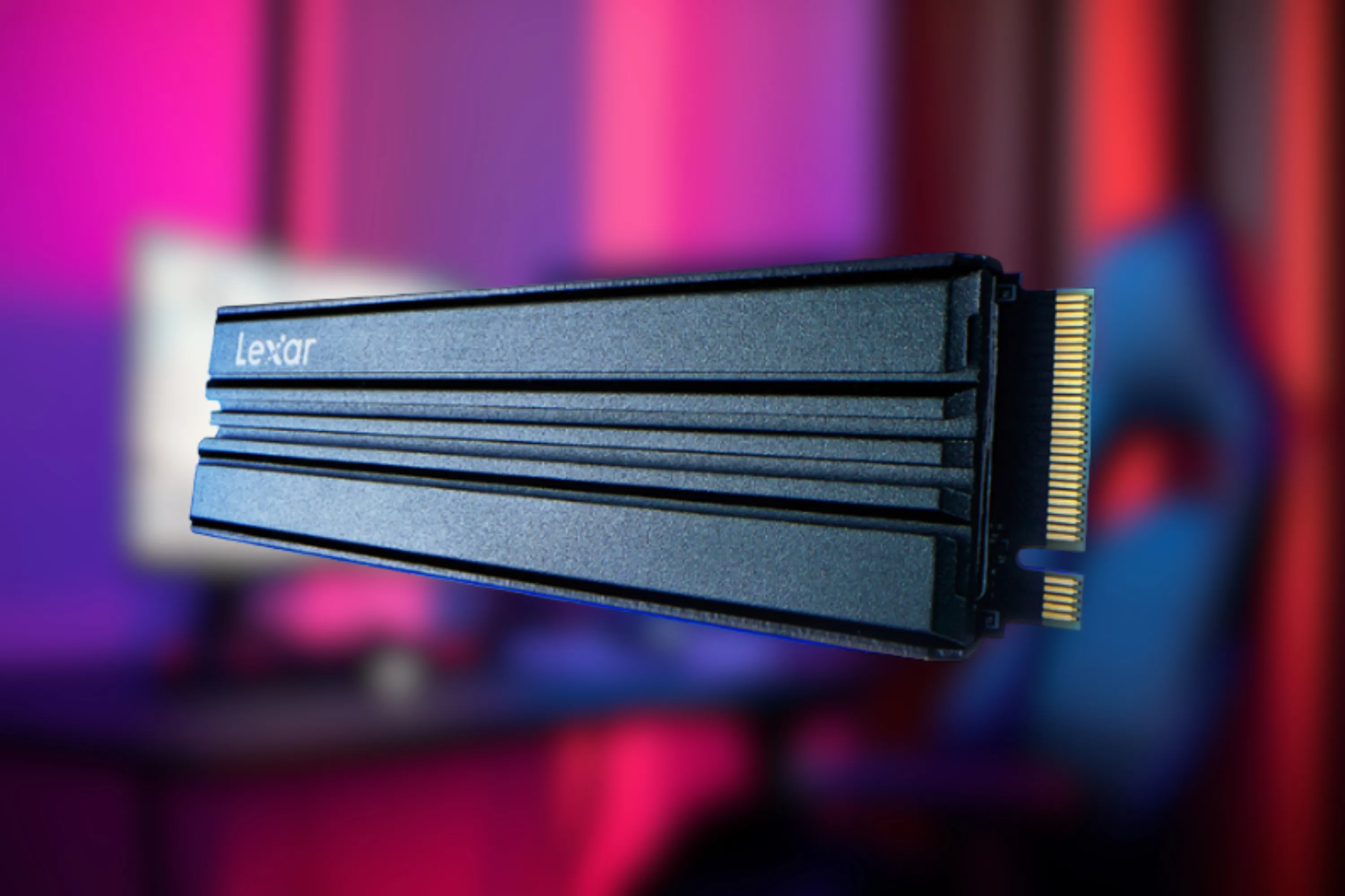 Lexar NM790 SSD M.2 Gen4 với tốc độ đọc ghi ấn tượng và tản nhiệt hiệu quả