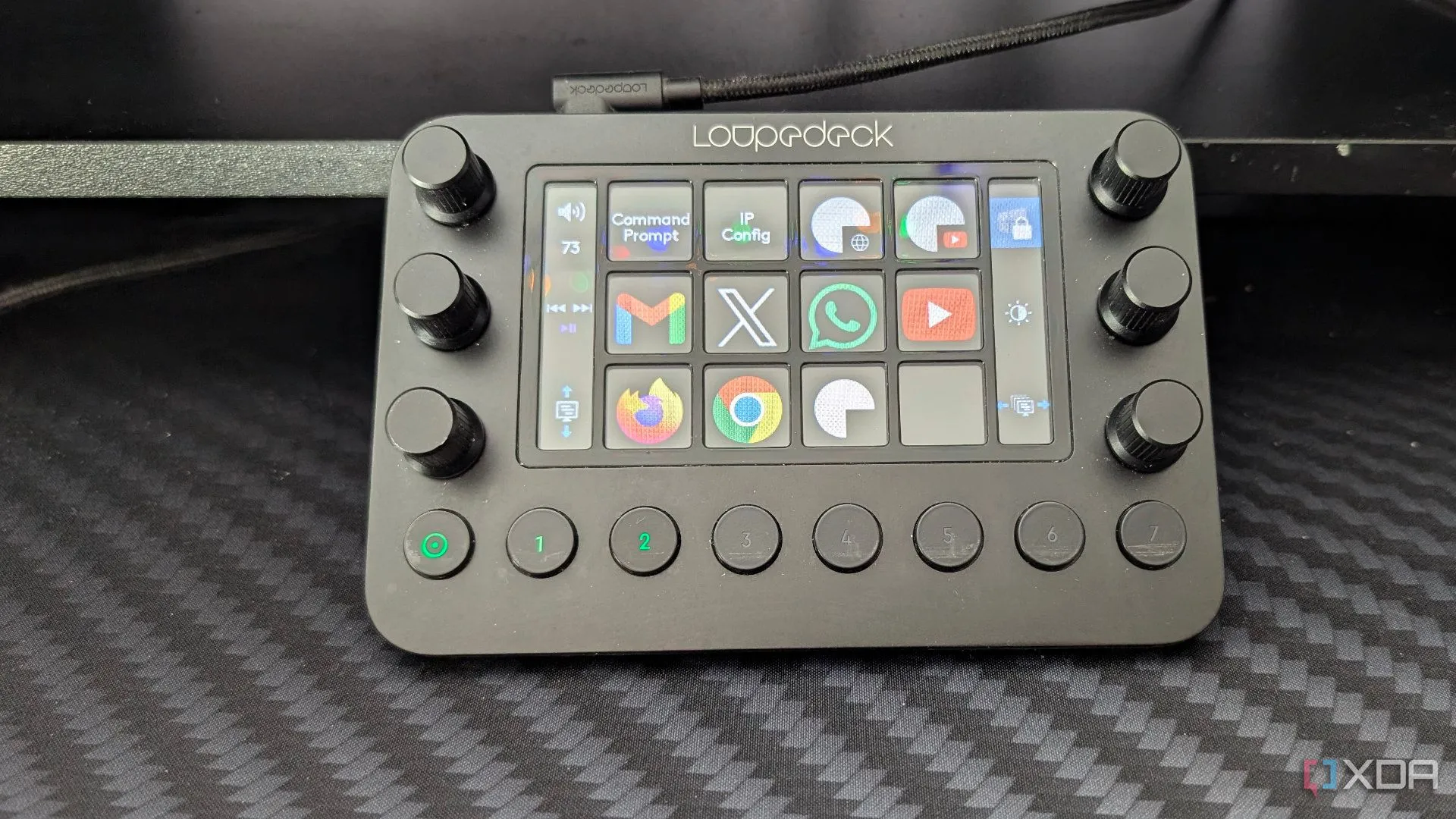 Loupedeck hiển thị các biểu tượng ứng dụng có thể mở nhanh qua macro pad
