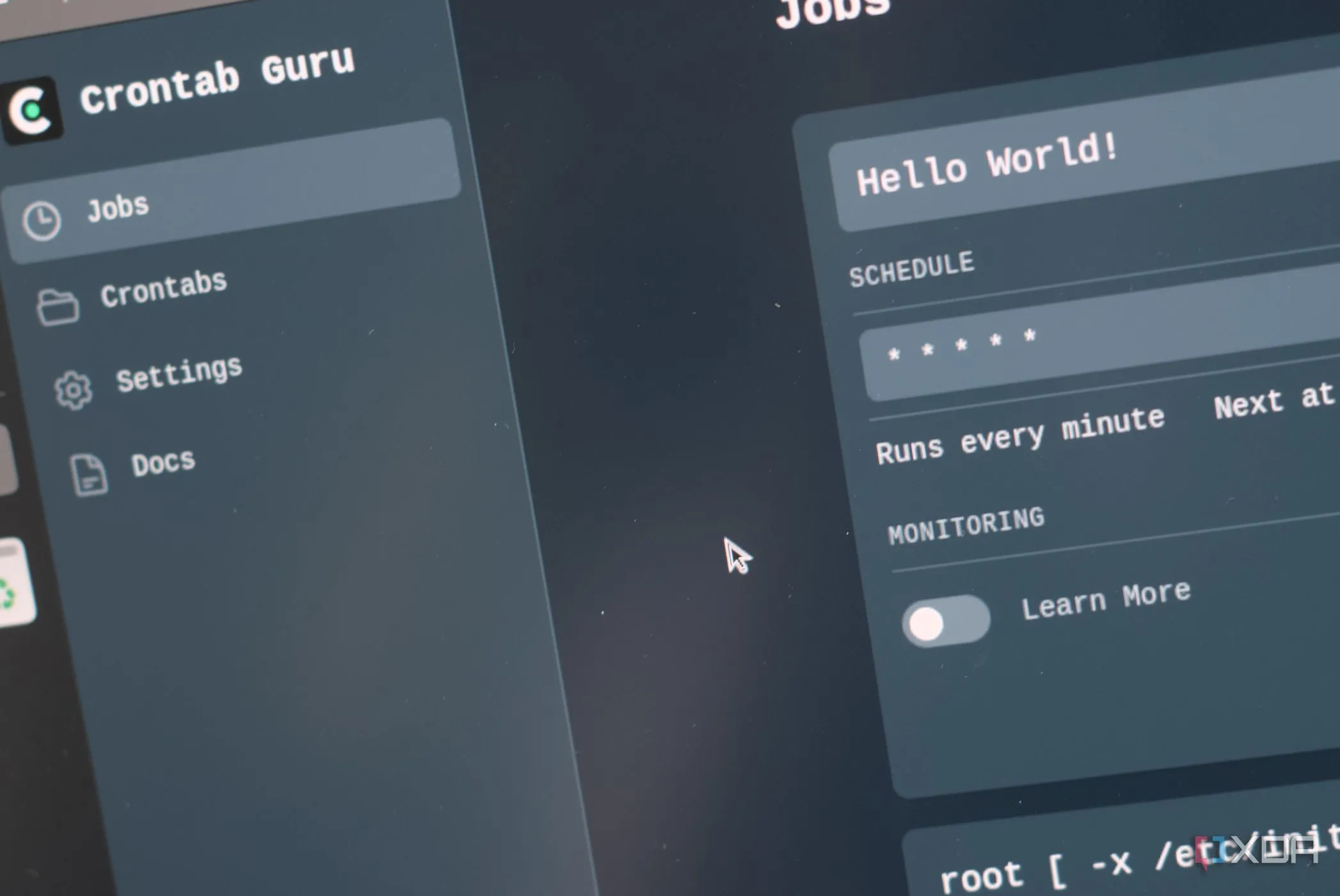 Màn hình giao diện Crontab Guru Dashboard hiển thị các tác vụ đã lên lịch