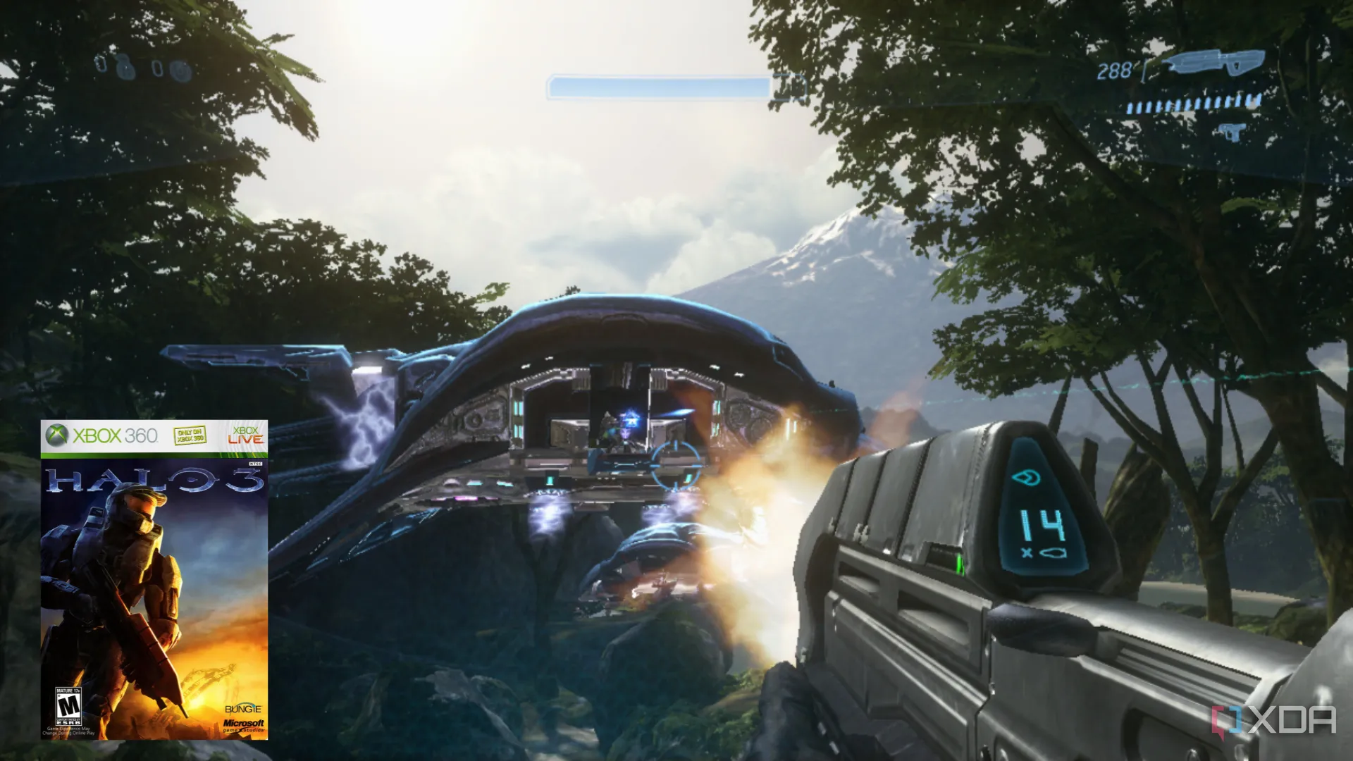 Master Chief chiến đấu trên chiến trường trong game Halo 3, nơi chứa thông điệp bí mật