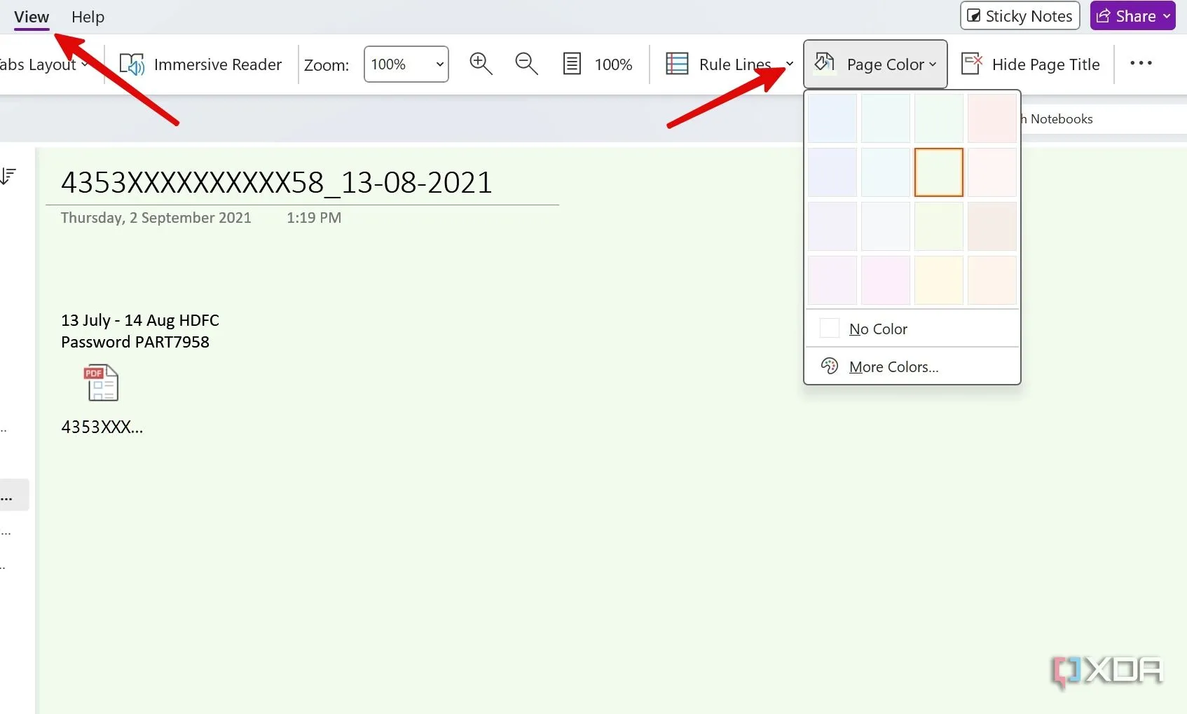 Menu 'Page Color' trong OneNote, cho phép người dùng thay đổi màu nền trang để cá nhân hóa bảo tàng số.