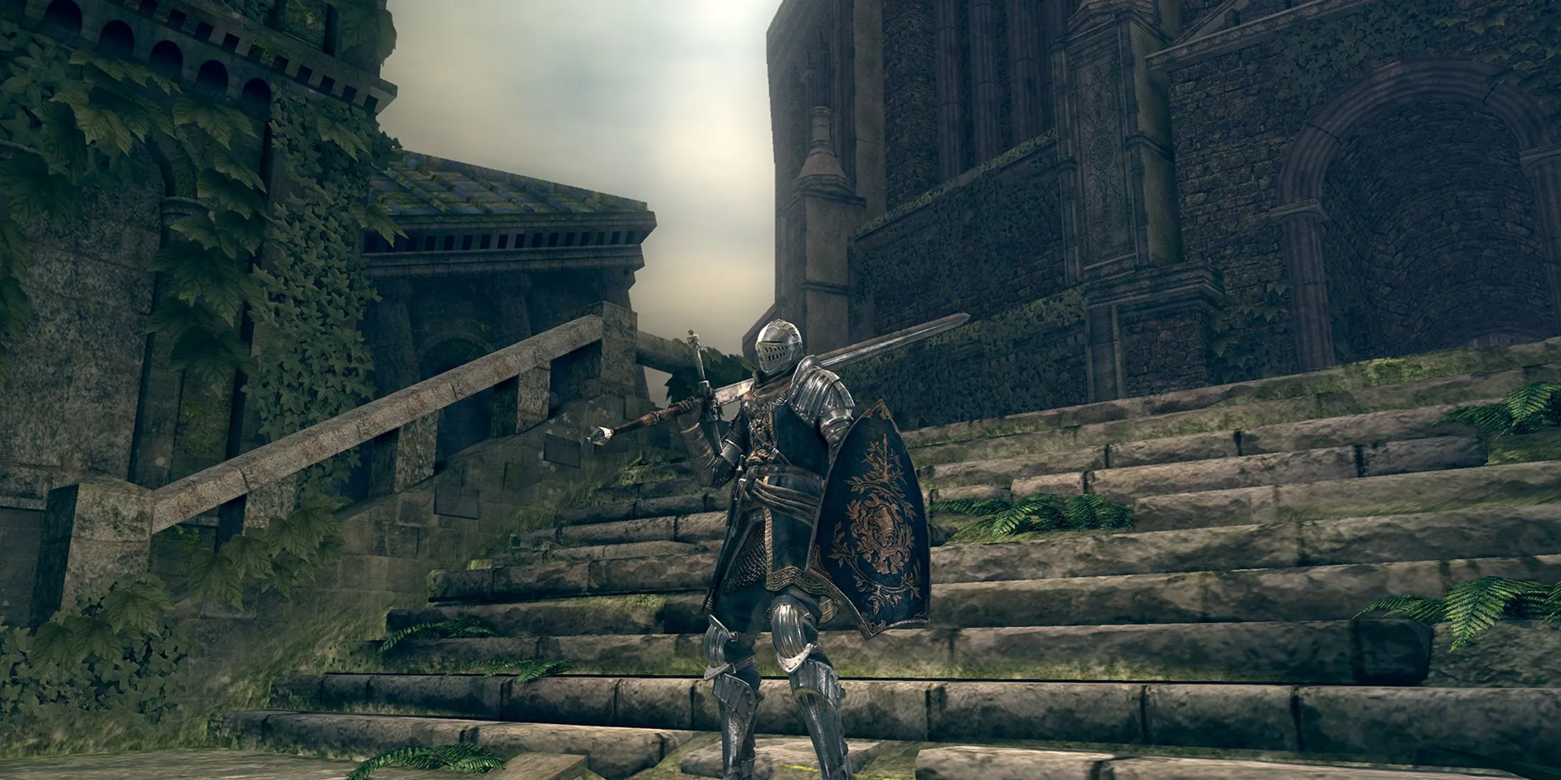 Nhân vật Dark Souls đứng trên cầu thang trong môi trường game