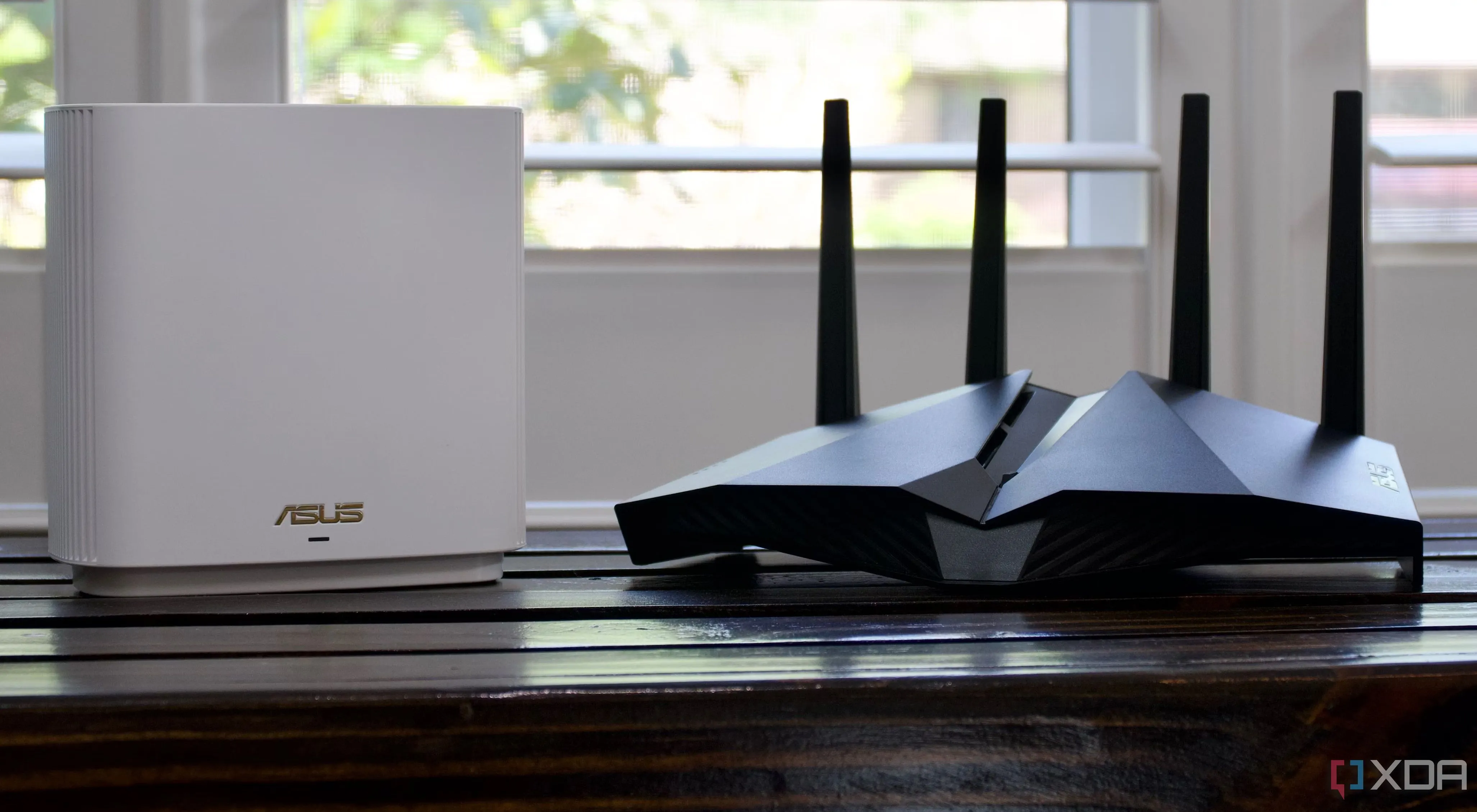 Router chơi game Asus ZenWifi trên cửa sổ
