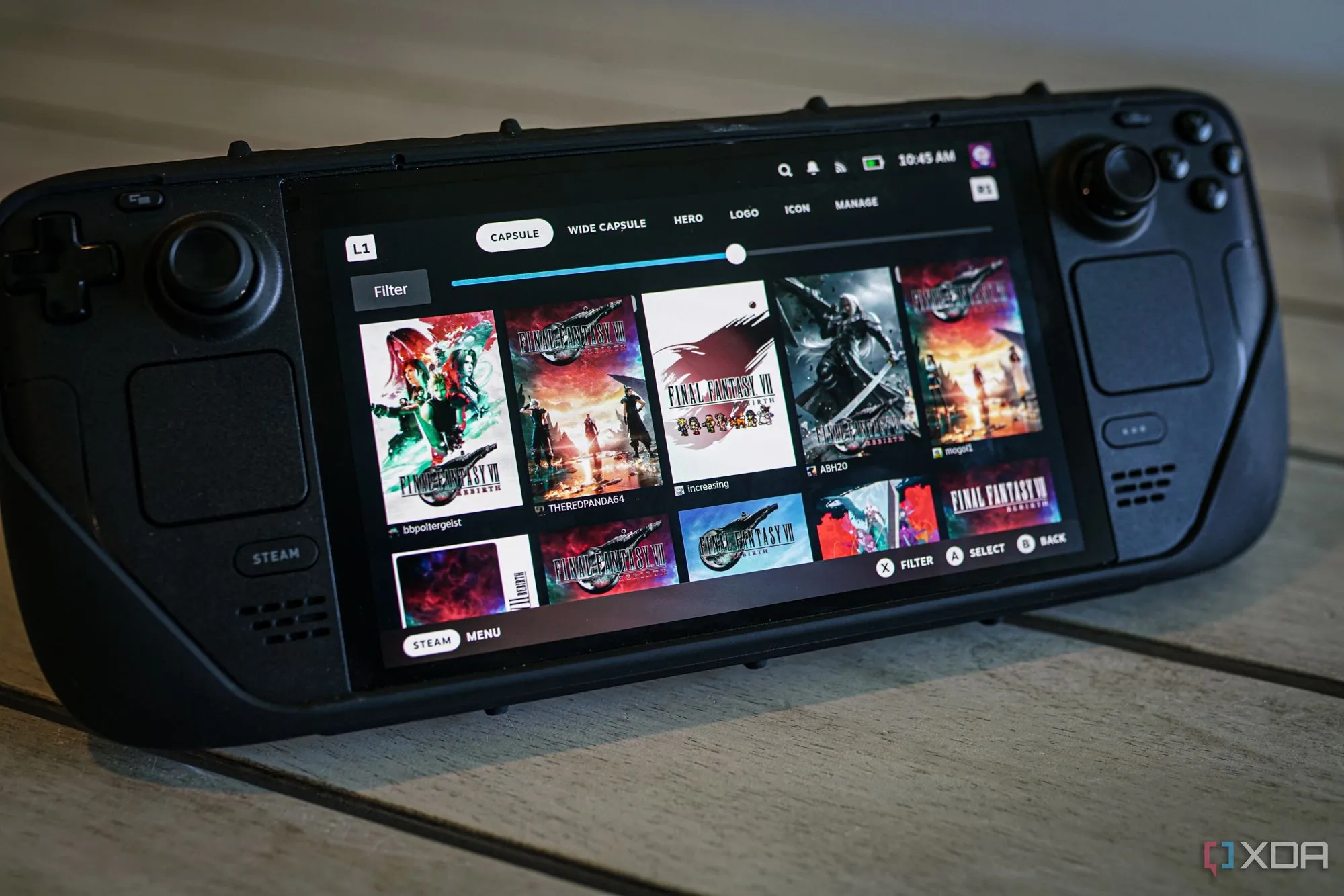 Thiết bị chơi game cầm tay Steam Deck, đại diện cho xu hướng PC handheld với khả năng chơi game PC di động.