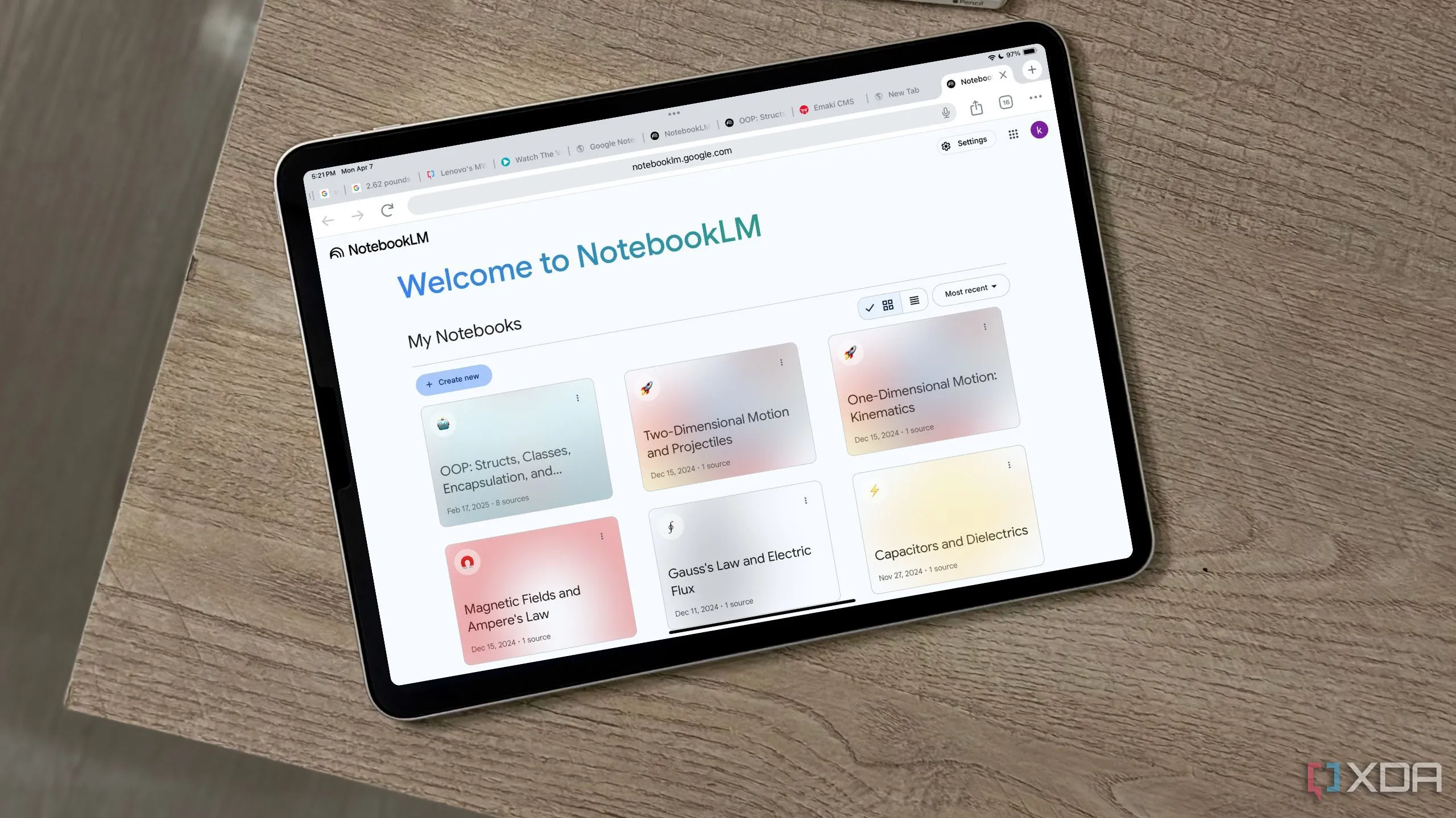 Trang chào mừng NotebookLM trên màn hình iPad