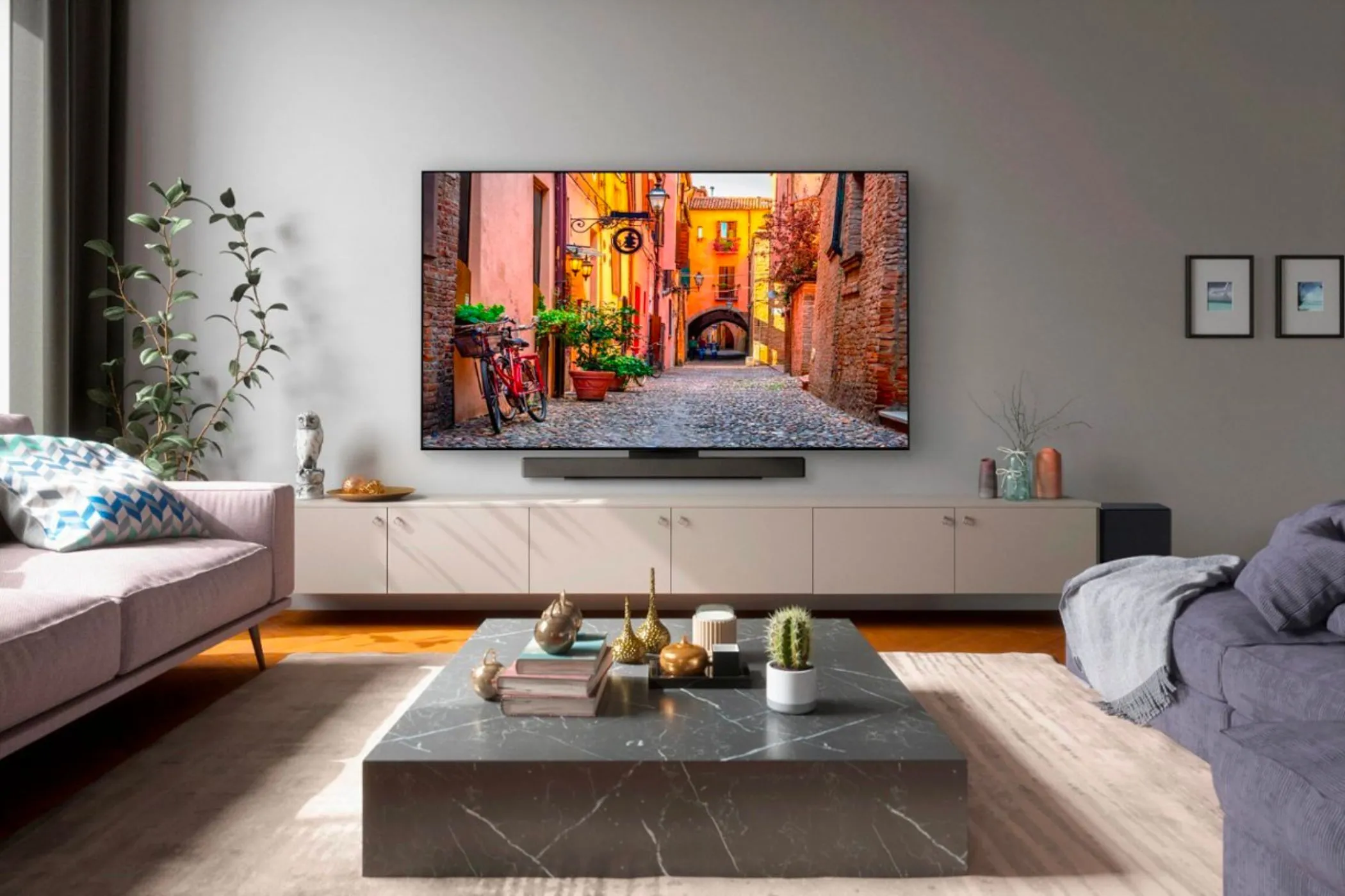 TV LG C3 OLED treo tường trong không gian phòng khách hiện đại, thể hiện sự hòa nhập thiết kế.